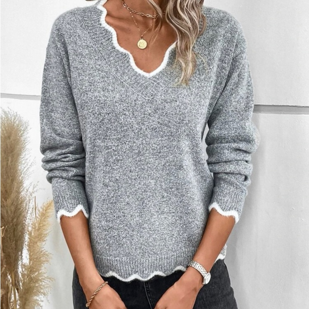 Sweater - Picture 4 of 6